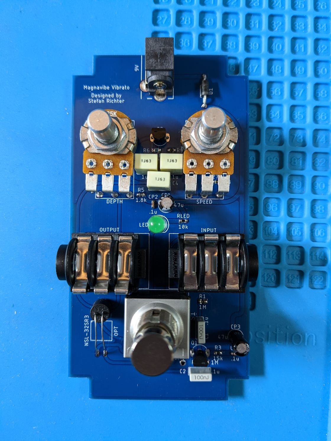 The circuit board inside the Magnavibe.